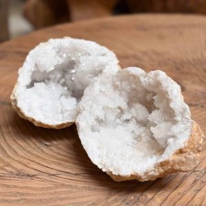 Bergkristal geode N5.